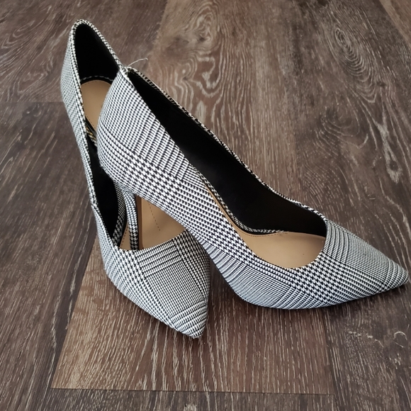 gianni bini black and white heels